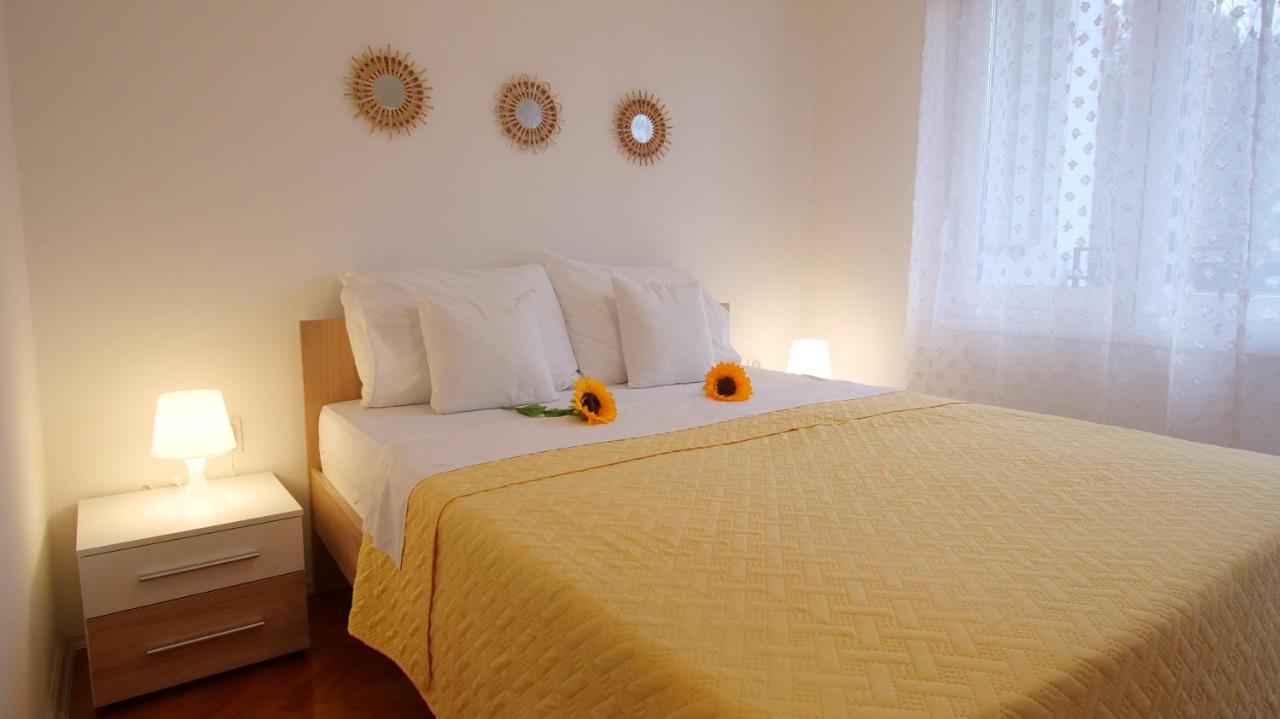 Arena Apartment With 3 Bedrooms In The City Center Pula Extérieur photo